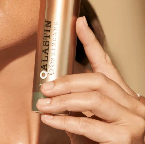 Alastin A-LUMINATE Brightening Serum - Image 3